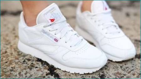 White Sneakers Reebok