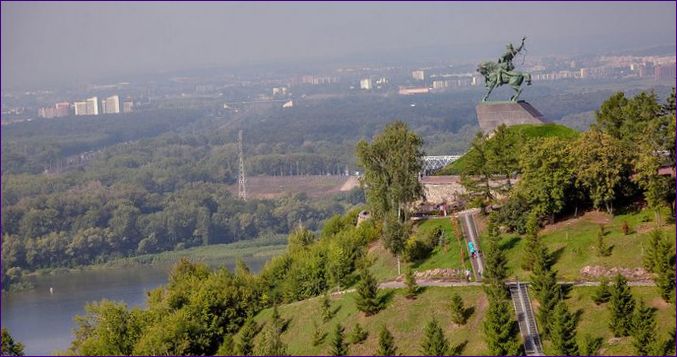 Monument til Salavat Yulaev