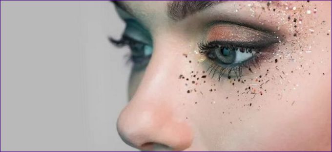 Glitter øjenmakeup