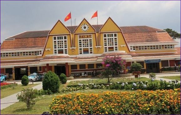 Dalat jernbanestation